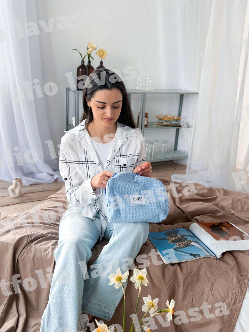 М’яка косметичка з вафельної тканини - зручна і стильна для подорожей і щоденного використання, розмір: 23cм х 15см х 12см