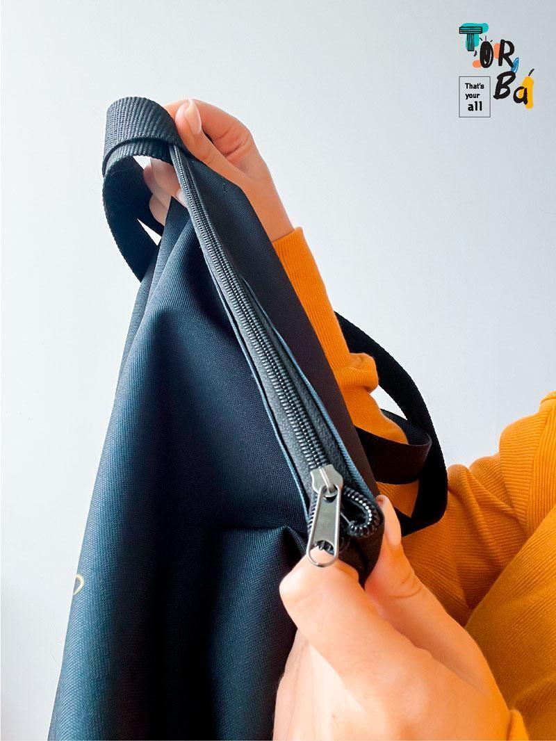 Горизонтальная сумка из оксфорда на застежке без печати Размер: 70cм х 50см