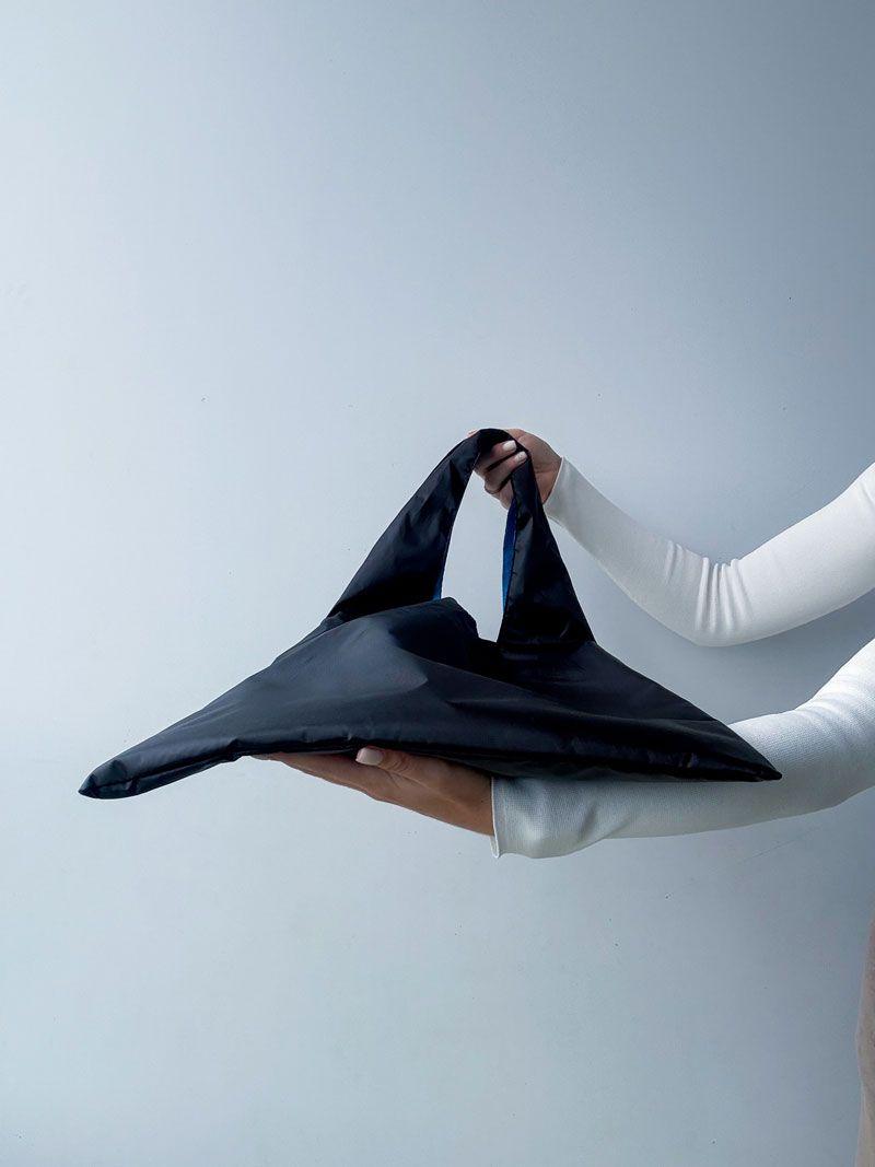 Сумка-пакет із плащівки з довгою моно-ручкою - легка водовідштовхувальна еко-сумка для покупок, подорожей та щоденного використання  без друку розмір: 40см х 65см