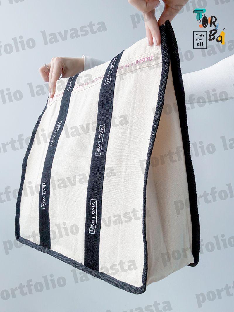 Містка тканинна торба для покупок та повсякденного використання, квадратна з довгими чорними стрічками, без друку, розмір: 40см х 40см х 12см 