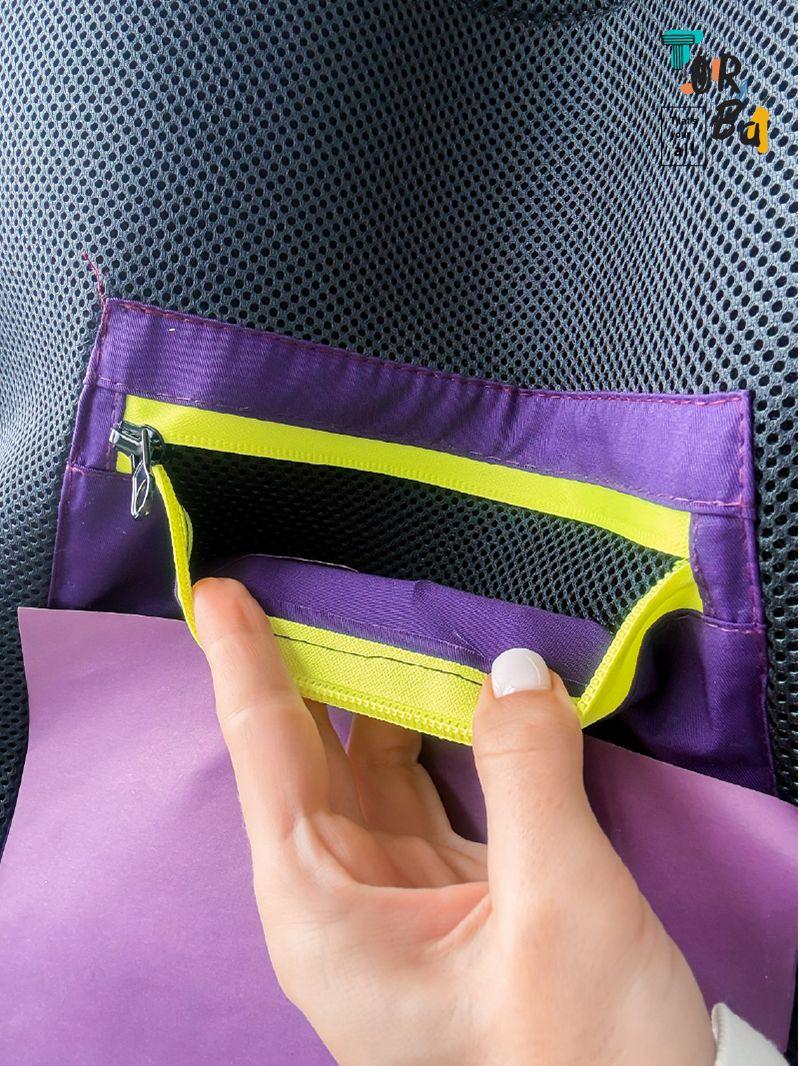 Легкий, зручний та зносостійкий рюкзак з контрастною кишенею та ручками-шнурками, без друку, розмір: 45см х 50см