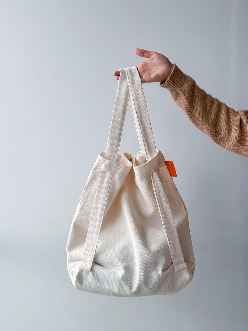 Мінімалістичний еко-рюкзак з натурального канвасу - стильний шопер-рюкзак для міста та покупок, без друку, розмір: 45см х 45см х 12см