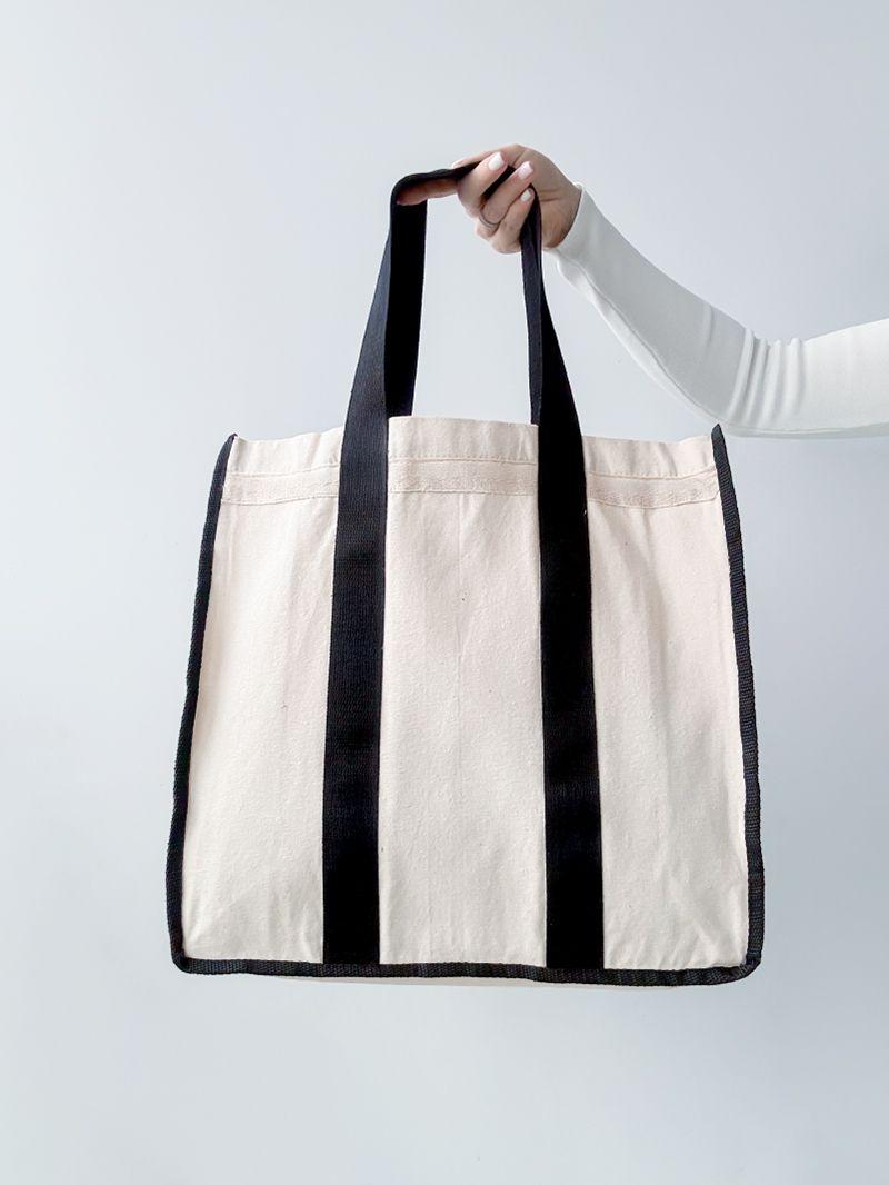 Містка тканинна торба для покупок та повсякденного використання, квадратна з довгими чорними стрічками, без друку, розмір: 40см х 40см х 12см 