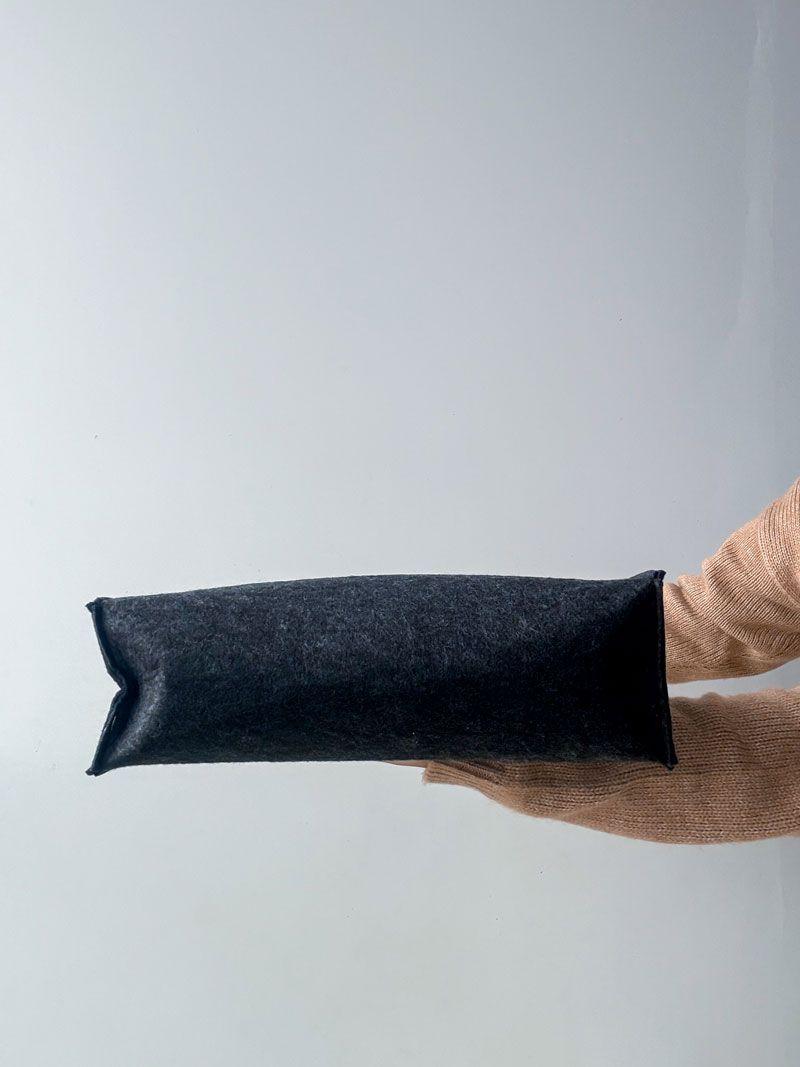 Міцна еко-сумка з чорного фетру - багаторазова, стильна, для покупок або подарунків , без друку, розмір: 30cм х 30см х 10см