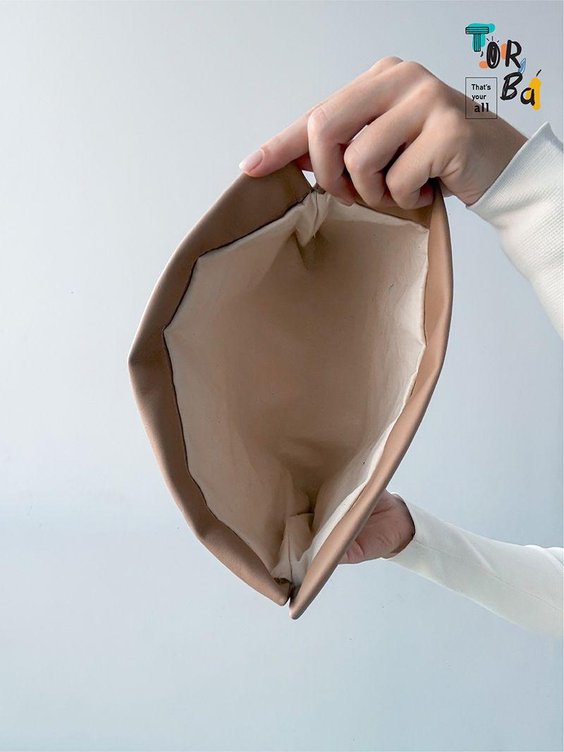 Трендовая бежевая косметичка из экокожи на магните, без печати, размер: 30см х 25см х10см