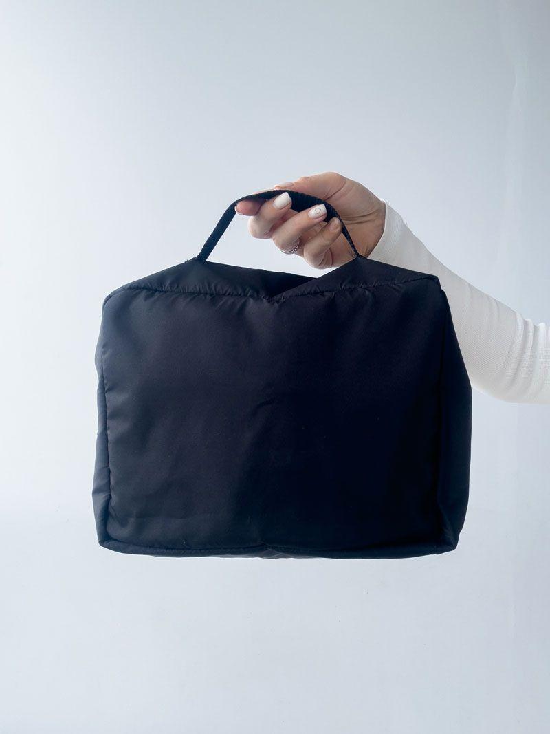 Чорний органайзер-сумка з плащівки на блискавці з відділеннями - компактна косметичка або дорожній кейс для аксесуарів без друку розмір: 24см х 18см х 10см