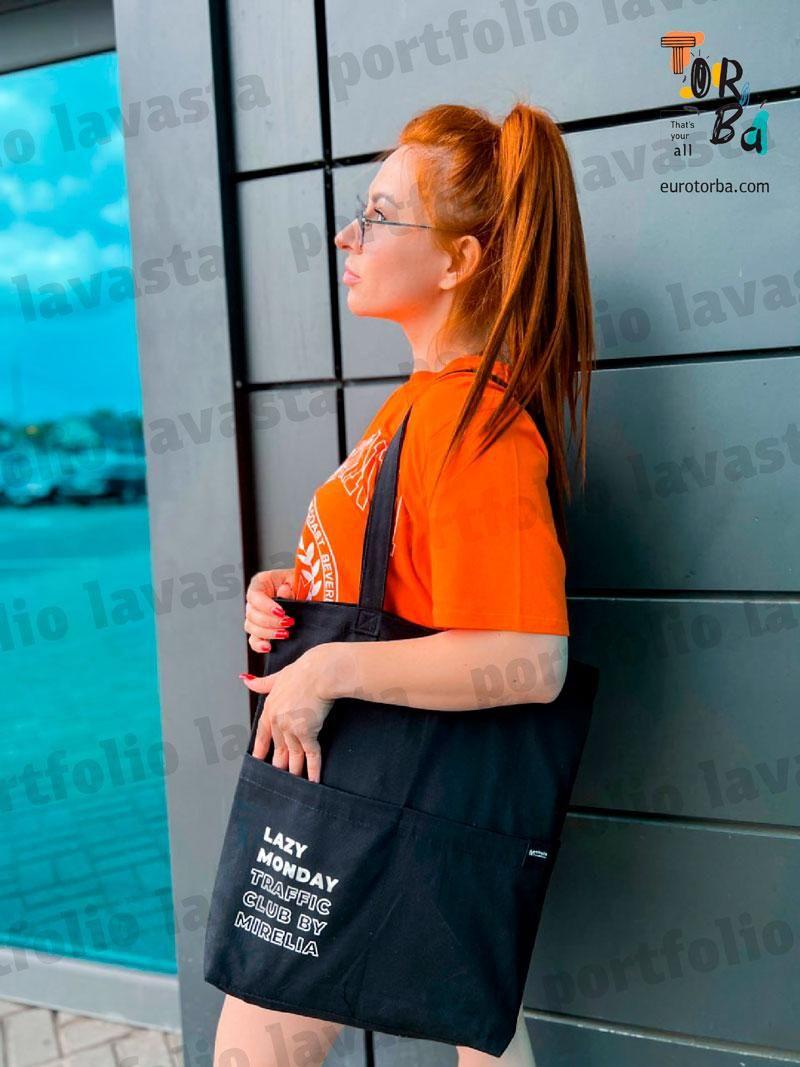 Сумка из черной саржи с карманами с кнопкой без печати Размер: 38см х 40см х 7см