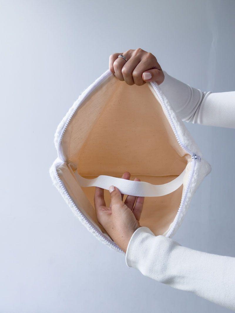 Білий чохол для ноутбука з шерпи з підкладкою – м’який захисний футляр на блискавці  без друку розмір: 38см х 27см