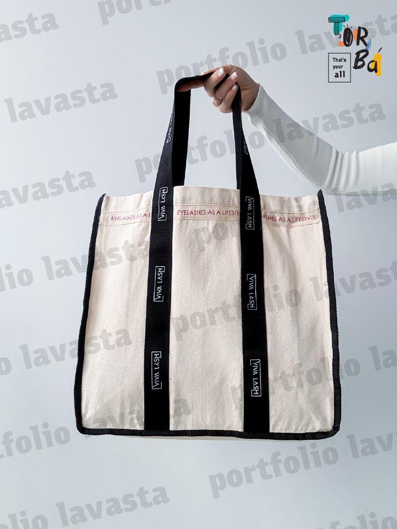 Містка тканинна торба для покупок та повсякденного використання, квадратна з довгими чорними стрічками, без друку, розмір: 40см х 40см х 12см 