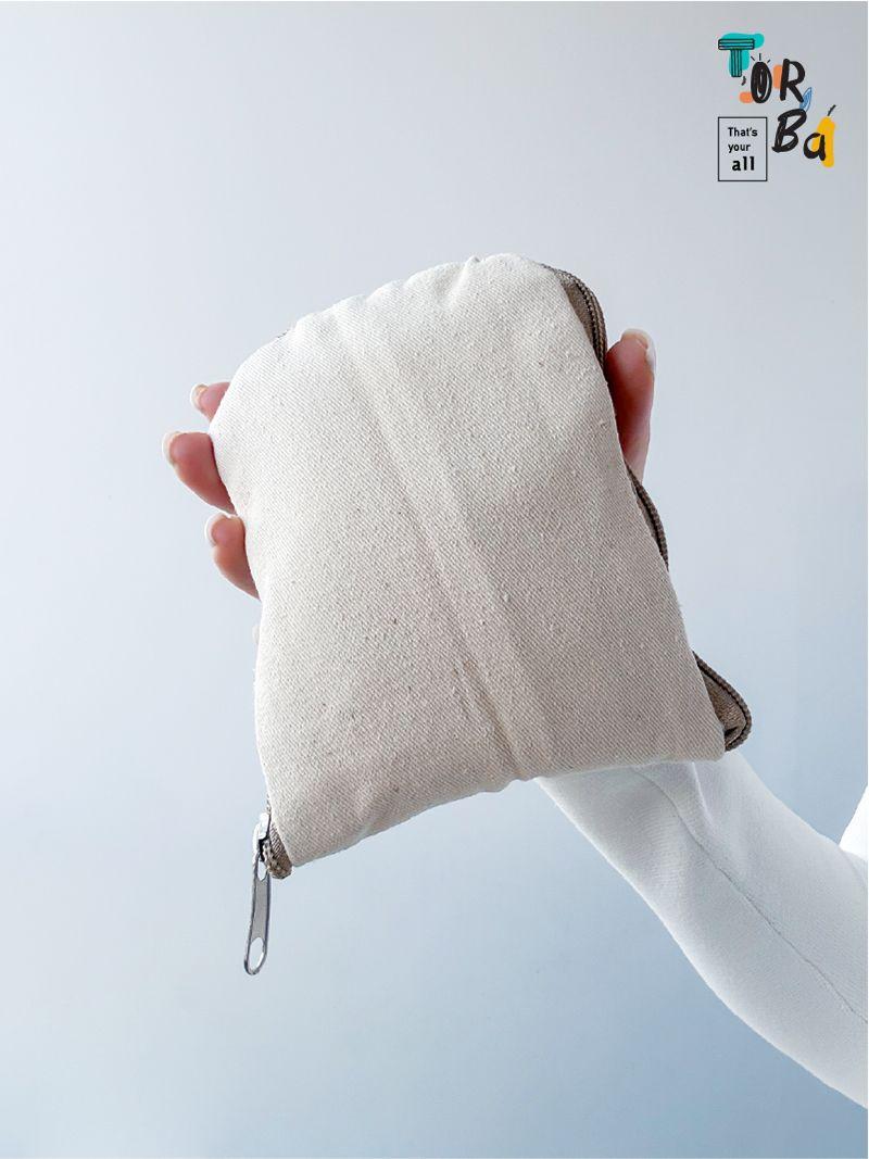 Світло-бежева сумка з натуральної тканини з дном на застібці-блискавці, без друку, розмір: 35см х 40см х 10см