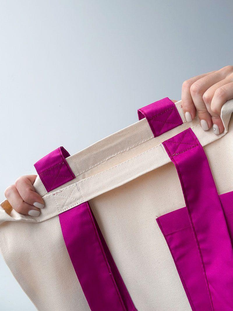 Бежева шопер-сумка з саржі з рожевими ручками і зовнішньою кишенею - стильна екосумка для покупок і щоденного використання без друку, розмір: 38см х 40см