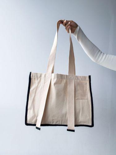 Сумка «Велкамбокс» із саржі з внутрішньою та зовнішньою кишенею – стильна тканинна коробка-сумка для подарунків та івентів без друку розмір: 38см х 30см х 12см