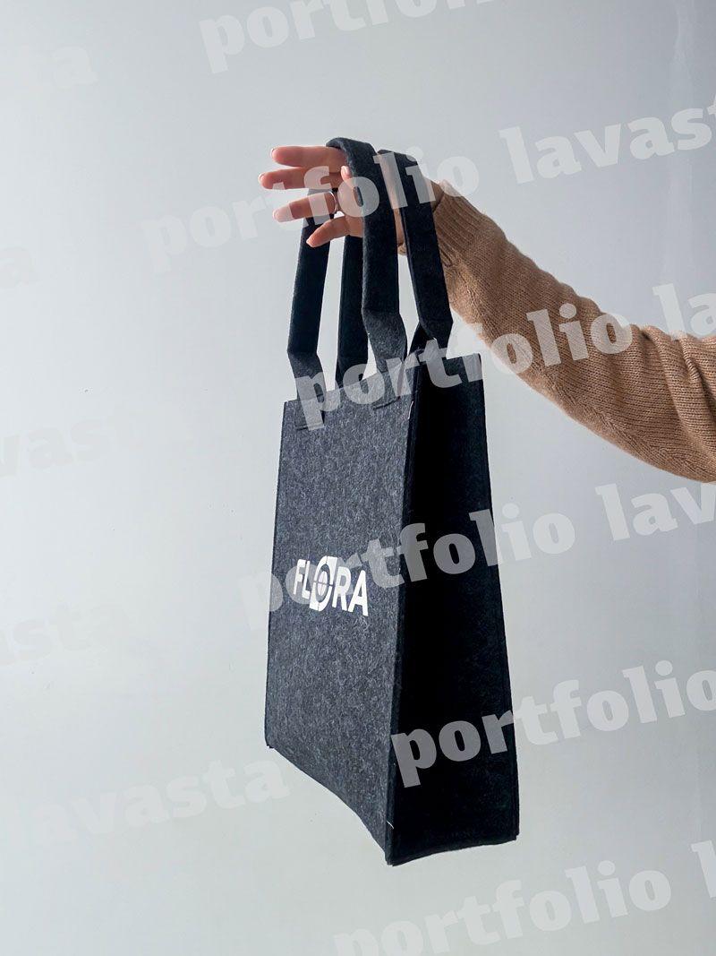 Міцна еко-сумка з чорного фетру - багаторазова, стильна, для покупок або подарунків , без друку, розмір: 30cм х 30см х 10см