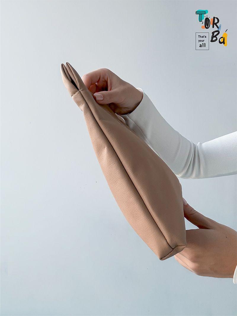 Трендовая бежевая косметичка из экокожи на магните, без печати, размер: 30см х 25см х10см