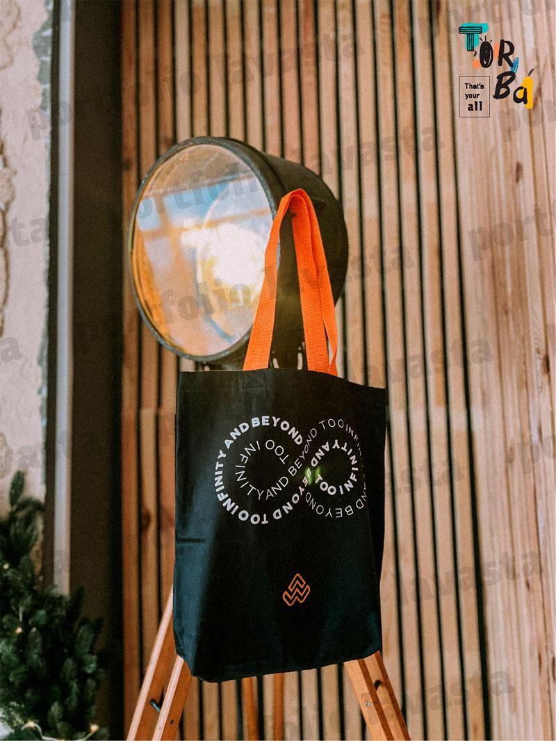 Торба лаваста з помаранчевими ручками з кишенею без друку