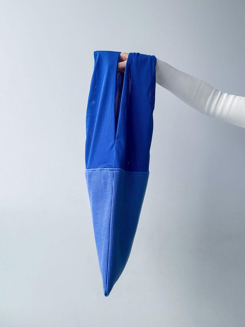 Трикотажна сумка з ручками зі спортивної сітки - стильна текстильна еко-сумка для тренувань, прогулянок та щоденного використання без друку розмір: 35см х 63см