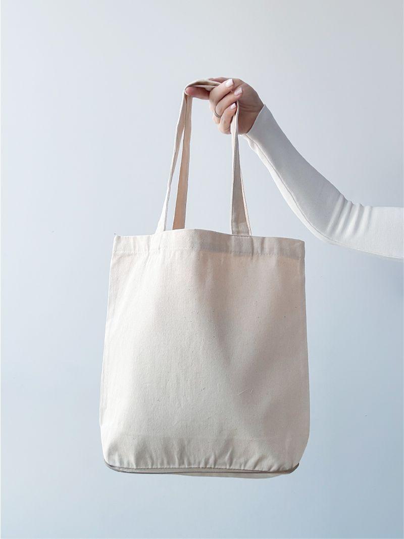 Світло-бежева сумка з натуральної тканини з дном на застібці-блискавці, без друку, розмір: 35см х 40см х 10см