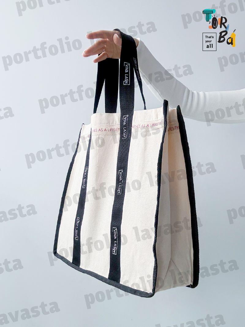 Містка тканинна торба для покупок та повсякденного використання, квадратна з довгими чорними стрічками, без друку, розмір: 40см х 40см х 12см 