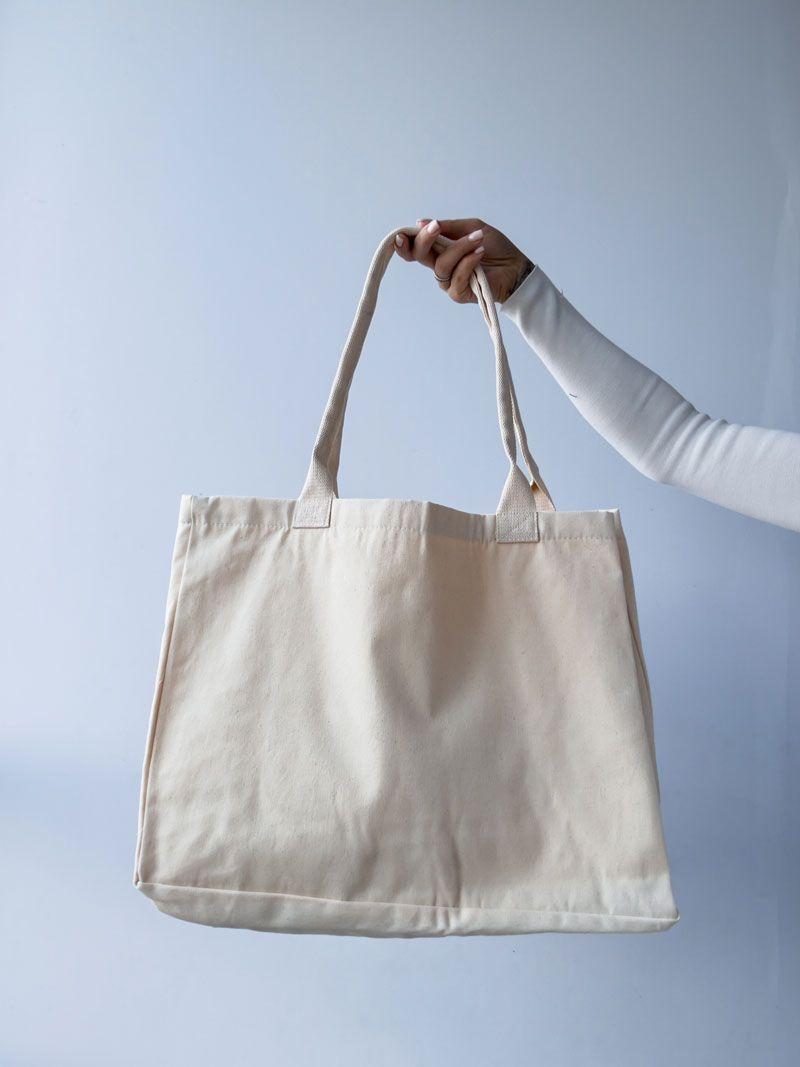 Великий шопер із бавовняної саржі з широким дном — містка екосумка для покупок та щоденного використання без друку розмір: 45см х 35см х 20см