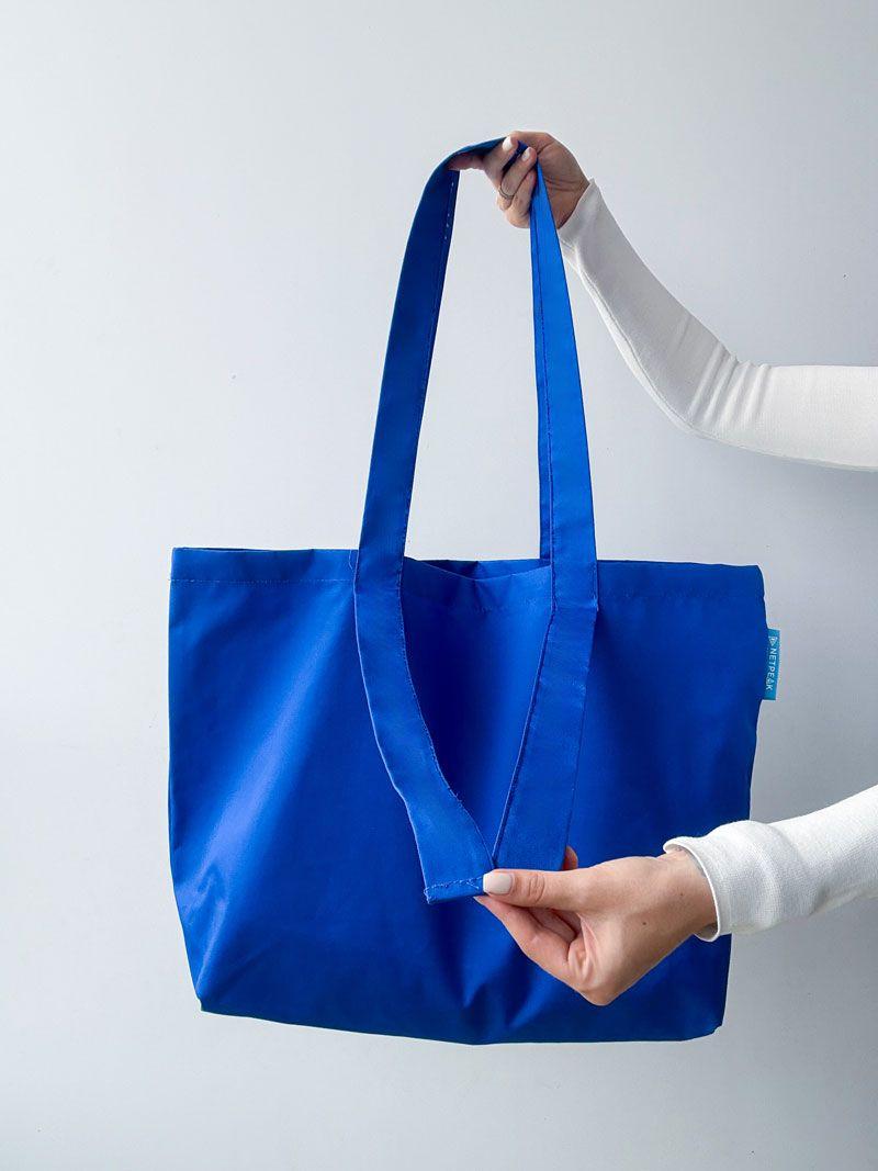 Яскрава синя шопер-сумка з саржі - міцна екосумка для покупок і щоденного використання без друку розмір: 60 см х 40 см х 15 см