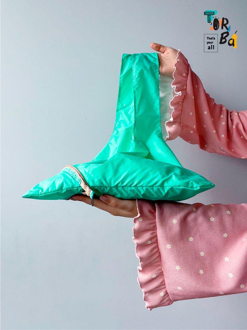 Складана сумка-пакет трансформер бірюзового кольору з плащівки,  міцний та стильний варіант для покупок і повсякденного використання. без друку Розмір: 40см х 60см