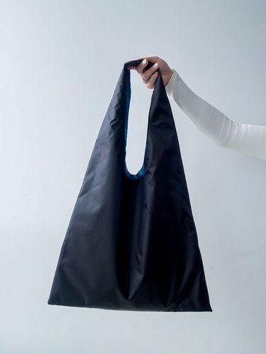 Сумка-пакет із плащівки з довгою моно-ручкою - легка водовідштовхувальна еко-сумка для покупок, подорожей та щоденного використання  без друку розмір: 40см х 65см