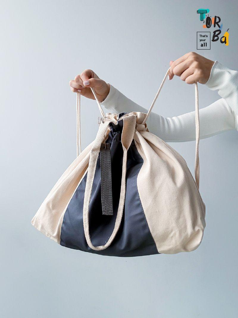 Зручна та стильна сумка-мішок з двох кольорів саржі, без друку, розмір: 55см х 40см х 10см