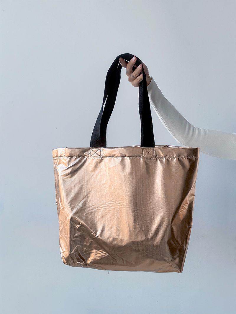 Містка золота еко-сумка з водовідштовхувальної плащової тканини, без друку, розмір: 45см х 35см х 15см
