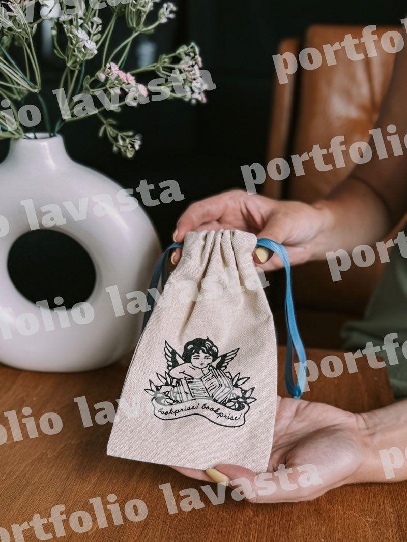 Мішечок із двонитки з синьою репсовою стрічкою-зав’язкою – міцний тканинний пакет для аксесуарів та подарунків без друку розмір: 12см х 20см