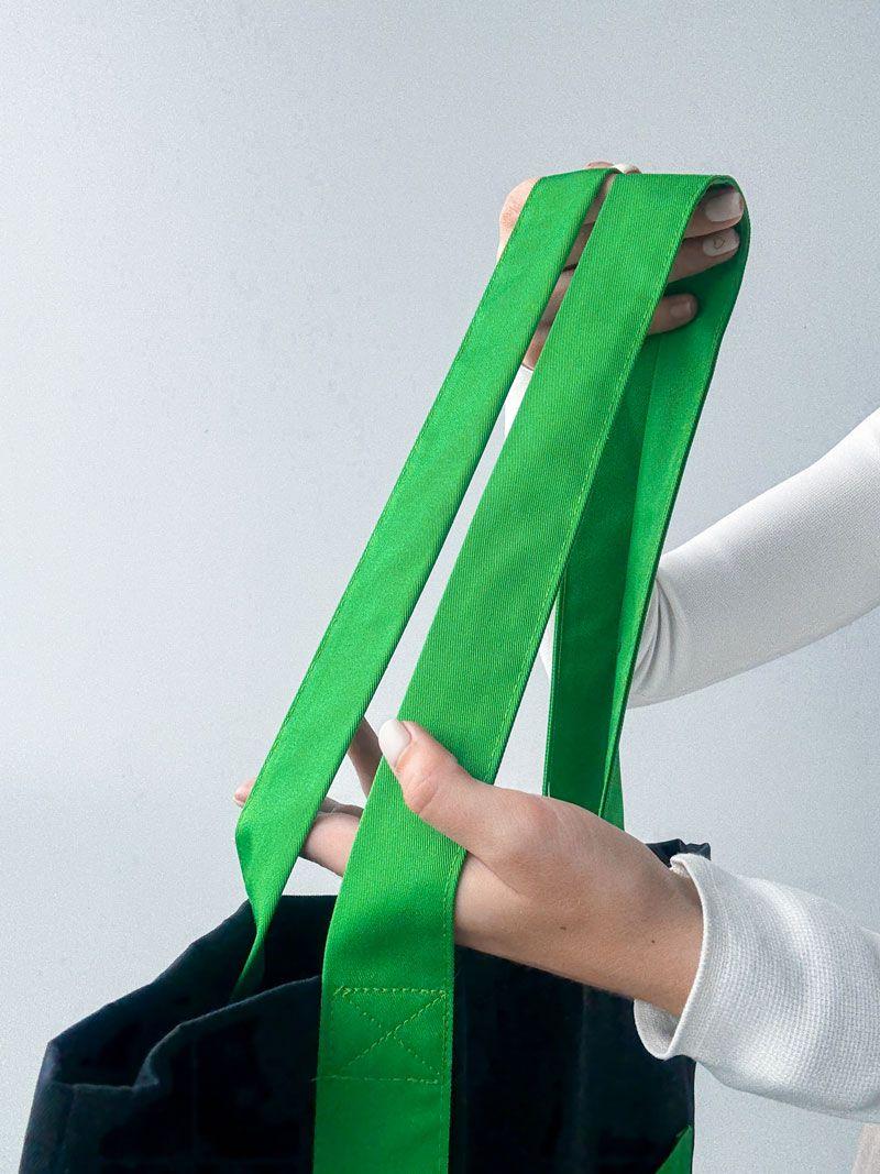 Чорно-зелений шопер із саржі з кишенею та магнітною кнопкою - стильна екосумка для покупок і щоденного використання без друку, розмір: 42см х 40см х 8см