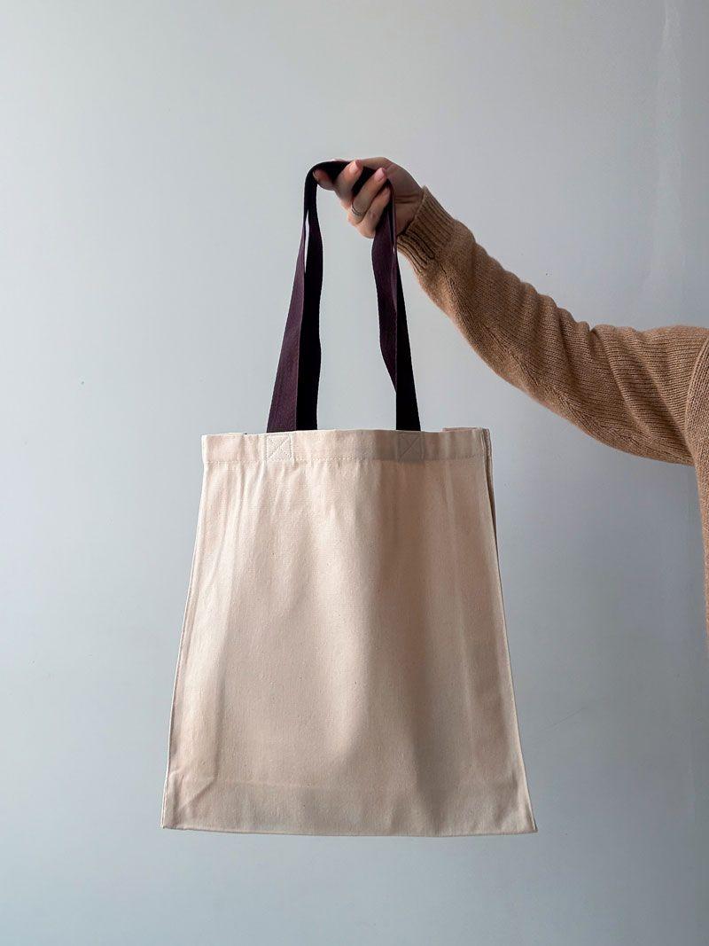 Еко-сумка шопер з щільної бавовни з довгими ручками - стильна багаторазова сумка для покупок та щоденного використання, без друку, розмір: 35см × 40см × 10см