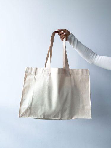 Шопер із натуральної саржі з широким дном і довгими ручками — міцна екосумка для покупок та щоденного використання без друку розмір: 50см х 35см х 15см