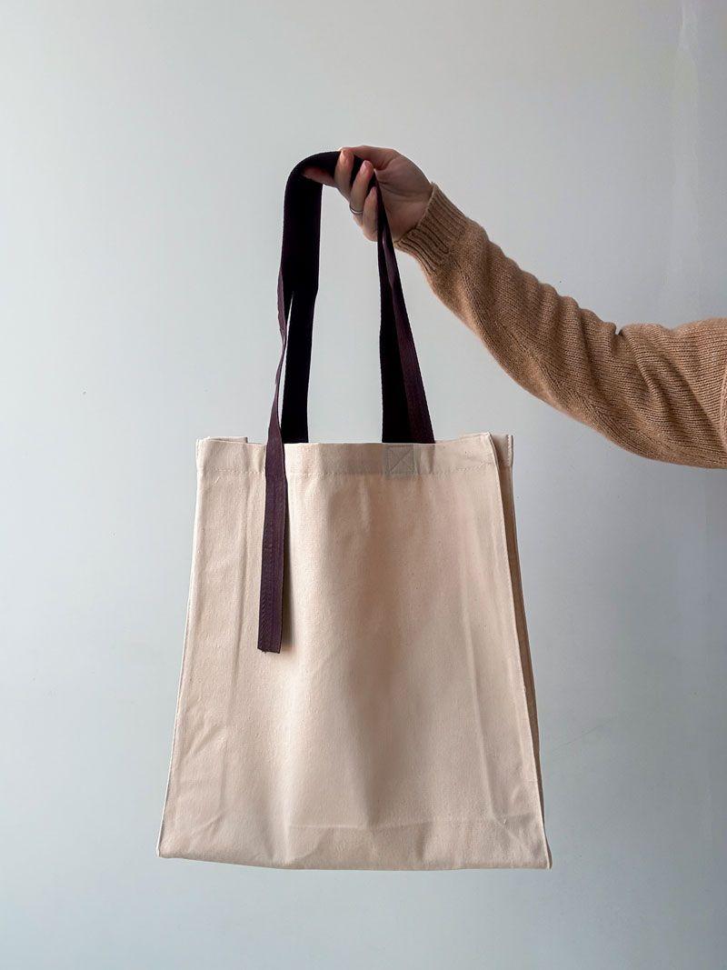 Еко-сумка шопер з щільної бавовни з довгими ручками - стильна багаторазова сумка для покупок та щоденного використання, без друку, розмір: 35см × 40см × 10см