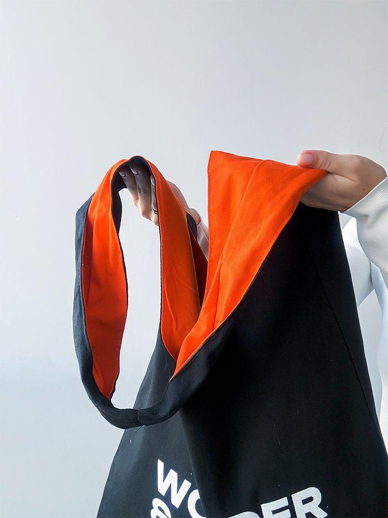 Сумка-хобо с контрастной подкладкой, без печати, размер: 43см х 92см