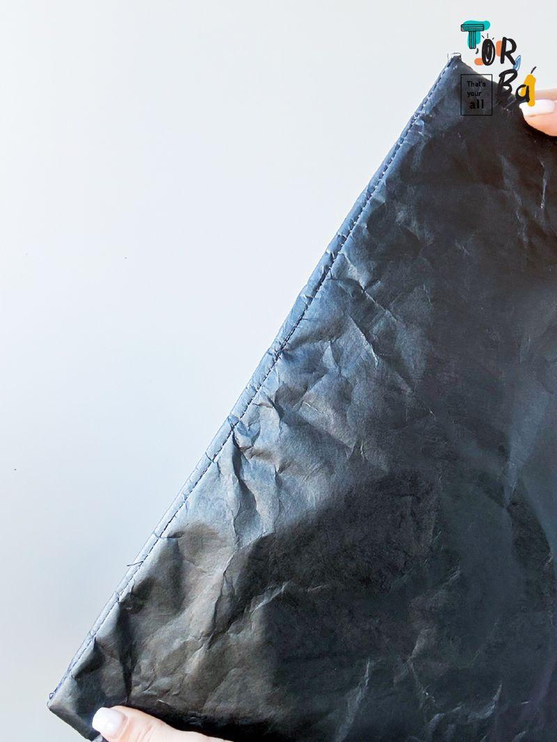 Чорний конверт-косметичка для зберігання речей та захисту від вологи, без друку, розмір: 41см х 31см