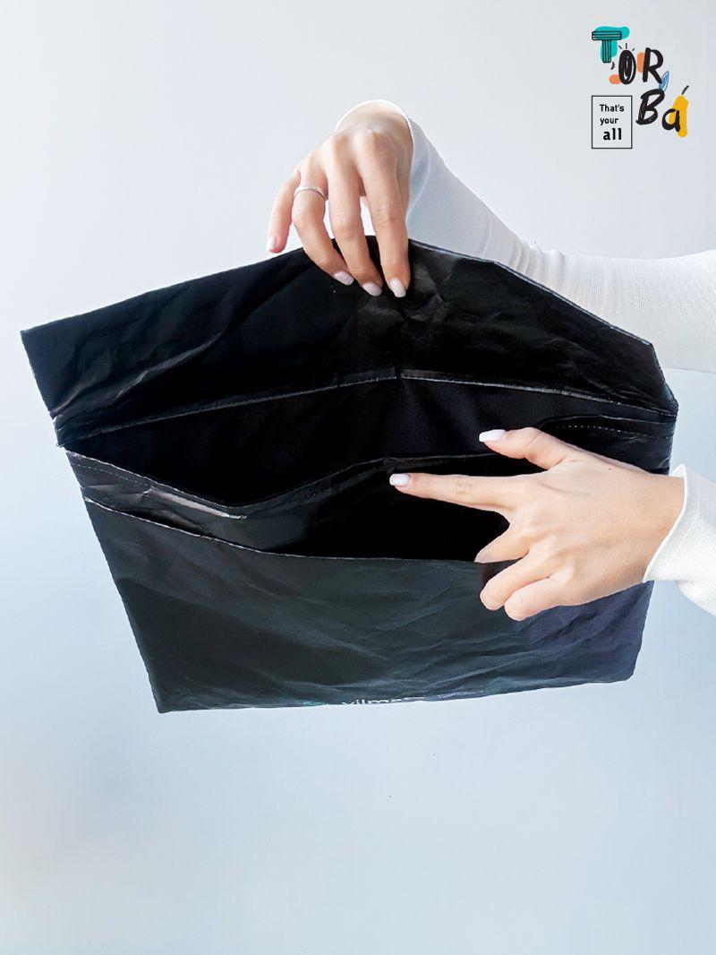 Чорний конверт-косметичка для зберігання речей та захисту від вологи, без друку, розмір: 41см х 31см